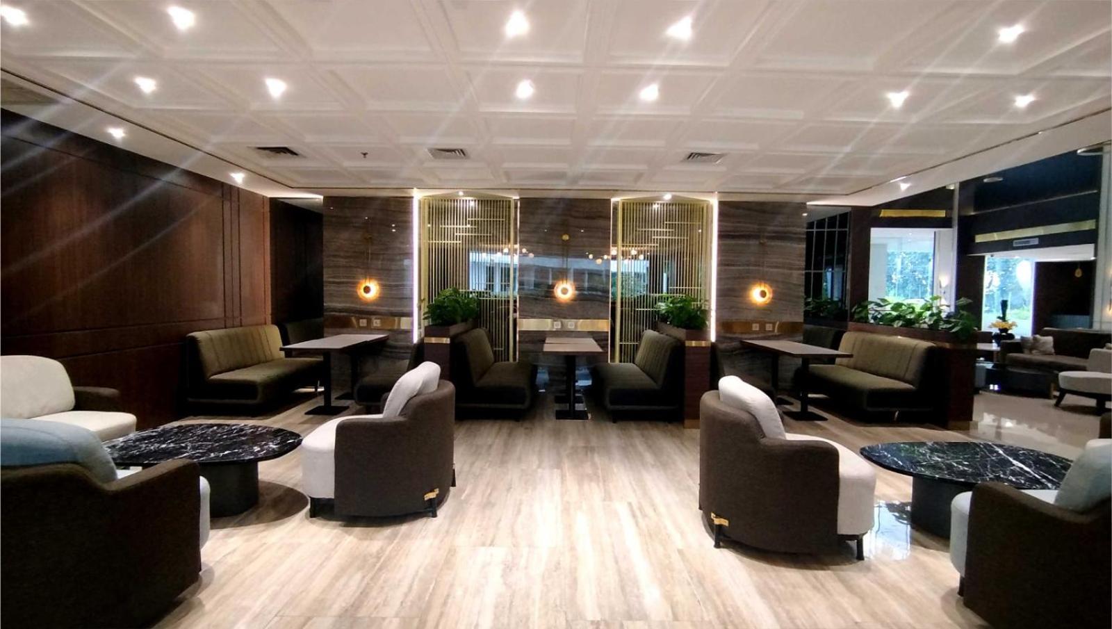 The Sun Hotel Sidoarjo Eksteriør billede