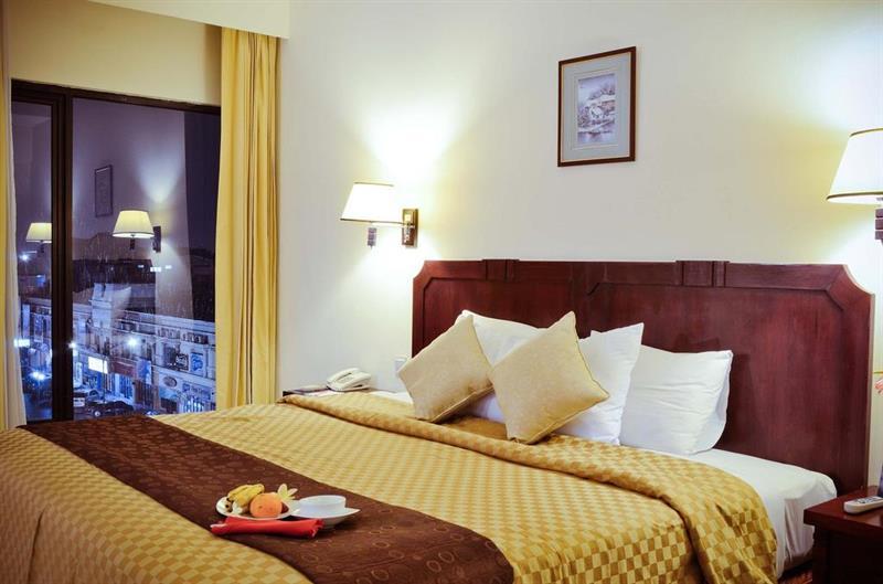 The Sun Hotel Sidoarjo Eksteriør billede